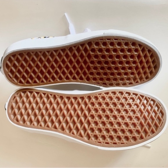 Vans Family Era Limited Edition Low Top Sneakers Size 6.5 - Picture 9 of 9